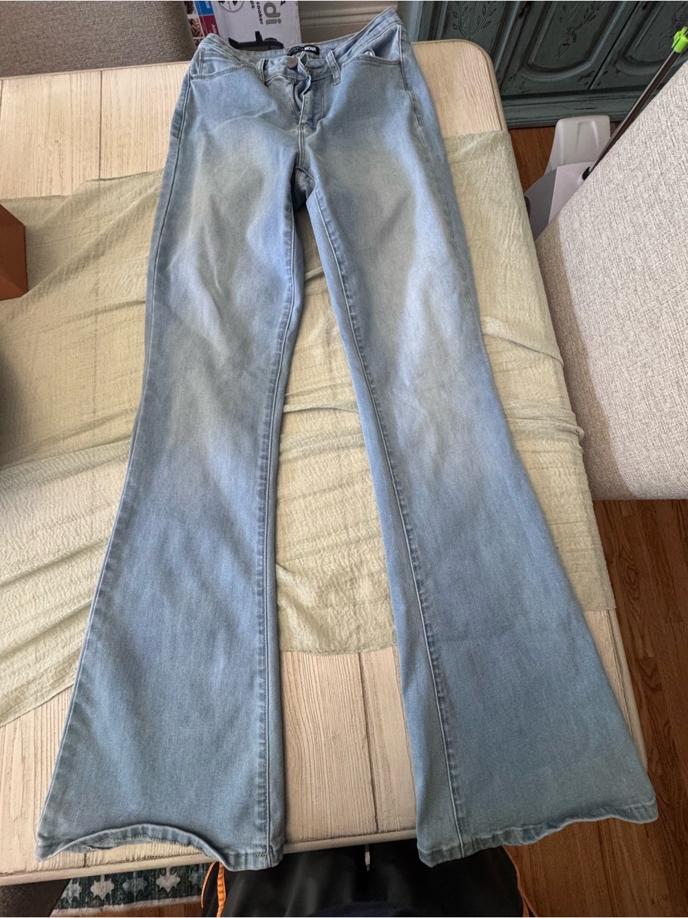 Fashion Nova Light Blue Flared Jeans - Wide Leg